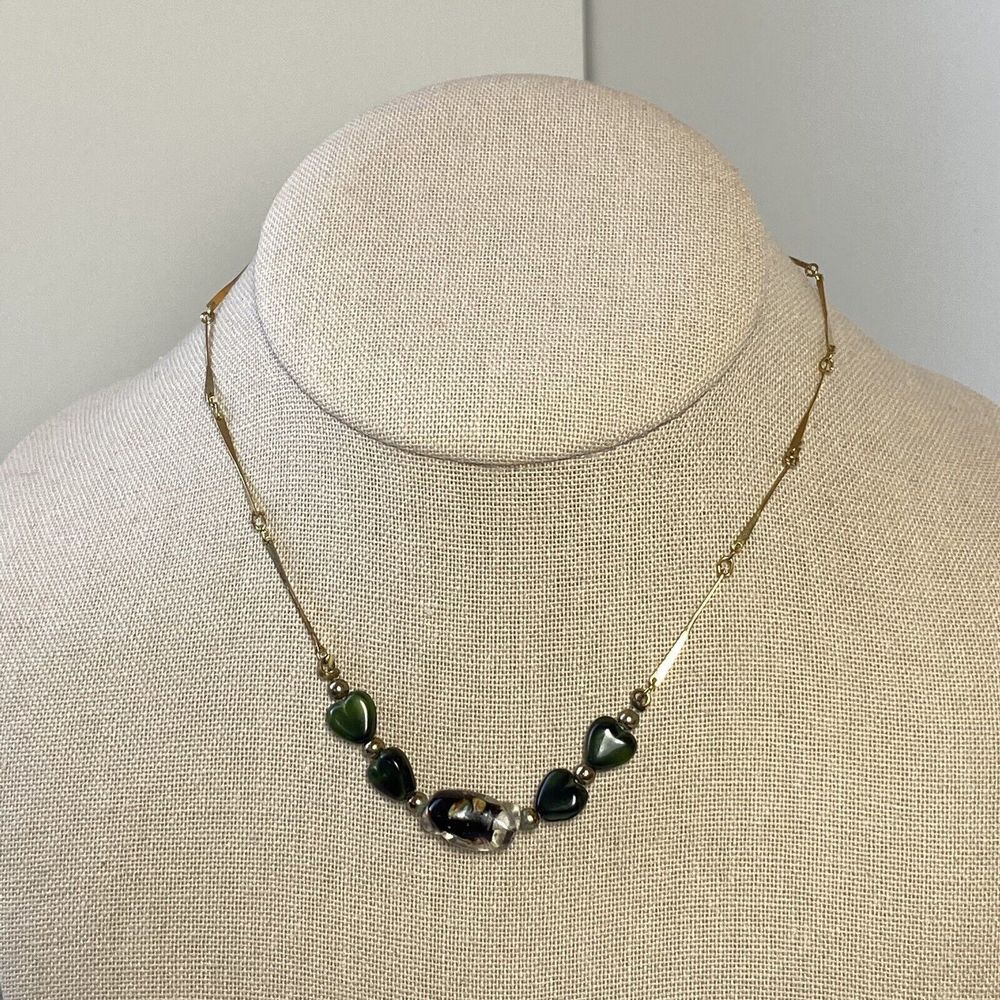 Vintage Retro Green Heart Stone Bead Art Glass Bead Gold Tone Bar Chain Necklace